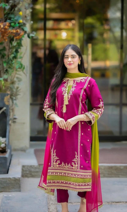Omal By Komal-Embroiderd Lawn 3Pc's