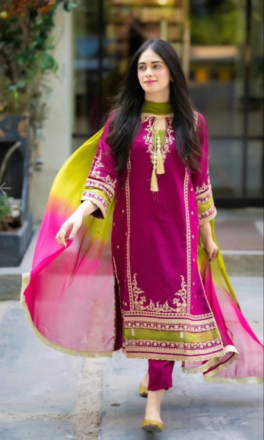 Omal By Komal-Embroiderd Lawn 3Pc's